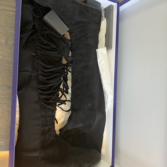 Black Suede Fringe Boots - US 8.5 (M) - Picture 5 of 6